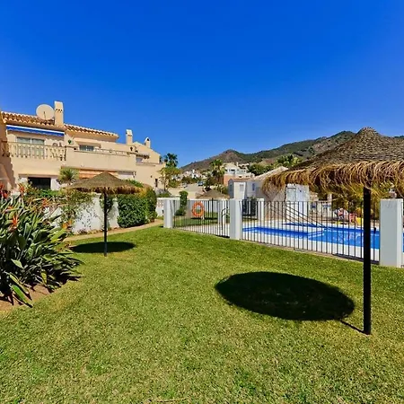 17c Palmas, Oasis Nerja